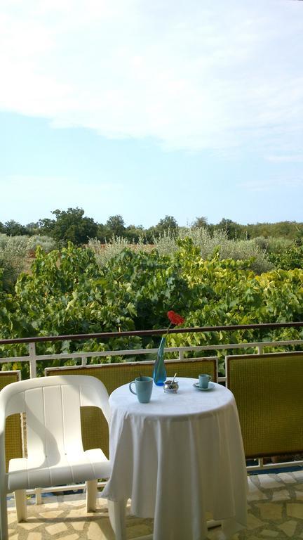 Pansion Margerita Bed & Breakfast Porec Ruang foto