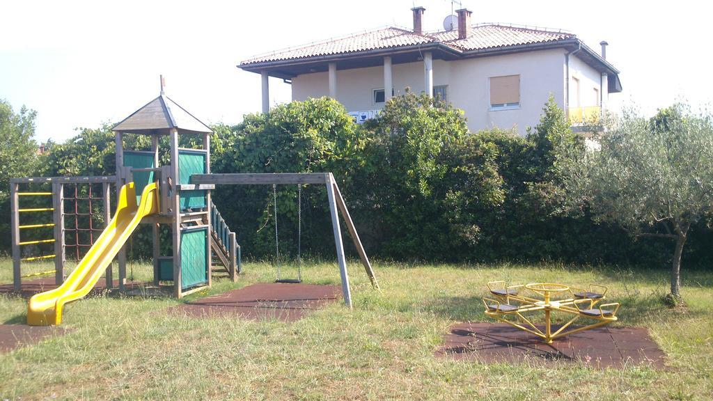 Pansion Margerita Bed & Breakfast Porec Bagian luar foto