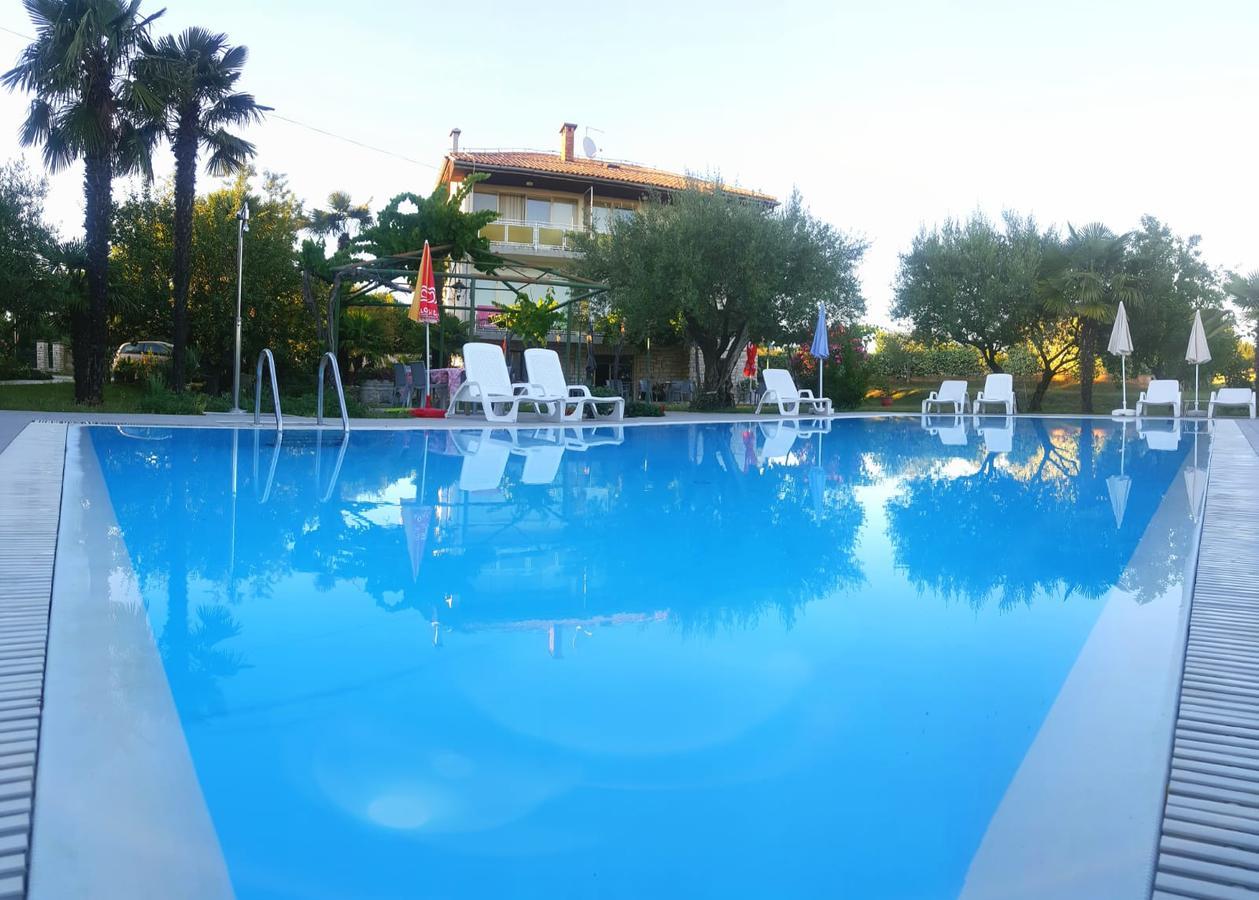 Pansion Margerita Bed & Breakfast Porec Bagian luar foto
