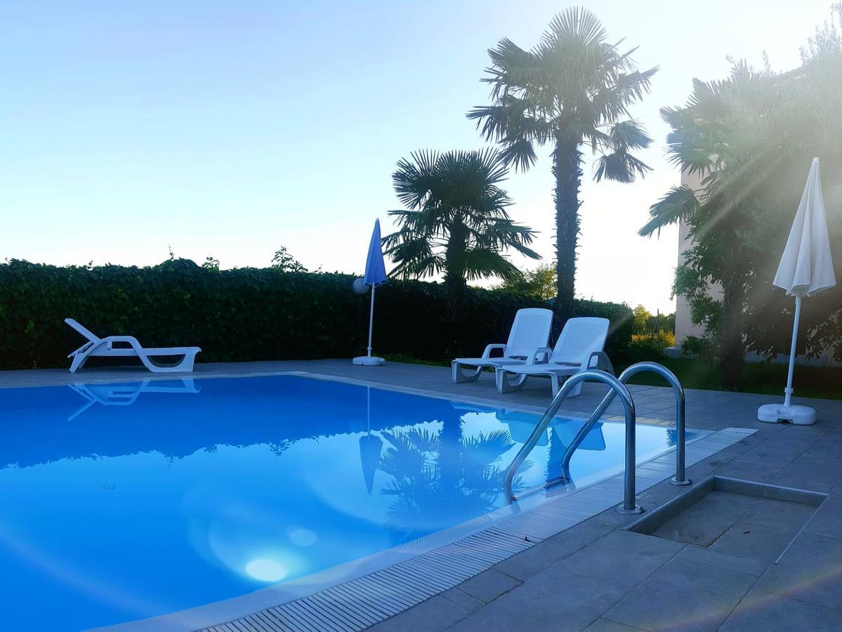 Pansion Margerita Bed & Breakfast Porec Bagian luar foto