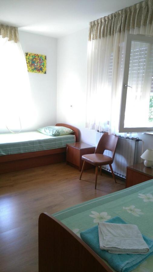 Pansion Margerita Bed & Breakfast Porec Bagian luar foto